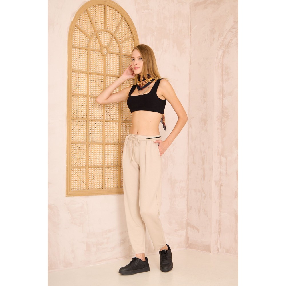 Pasaklı Giyim Pasaklı Giyim Kadın Bilek Boy Pantolon-Eşorfman, Bej - Premium Kadın Giyim