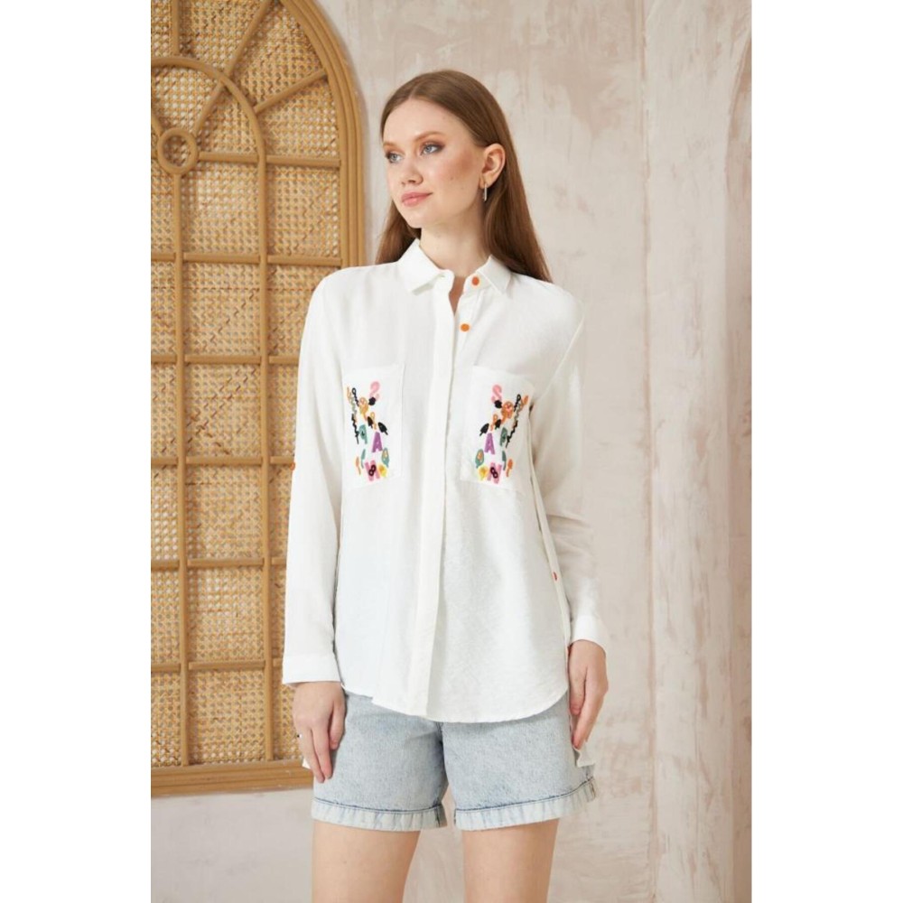 Pasaklı Giyim Pasaklı Giyim Kadın Premium Keten Harf Nakış Işlemeli Yanları Düğme Arkası Oval Gömlek - Premium Kadın Giyim