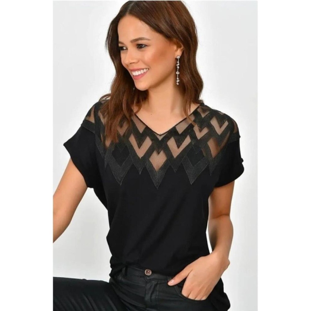 Pasaklı Giyim Pasaklı Giyim Kadın Siyah Nakış Dekolteli Kısa Kollu Bluz - Premium Kadın Giyim