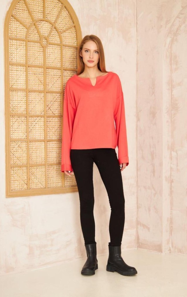 Pasaklı Giyim Kadın Duble Kol / Yakası Yırtmaçlı Salaş Sweatshirt 3470190 Mercan