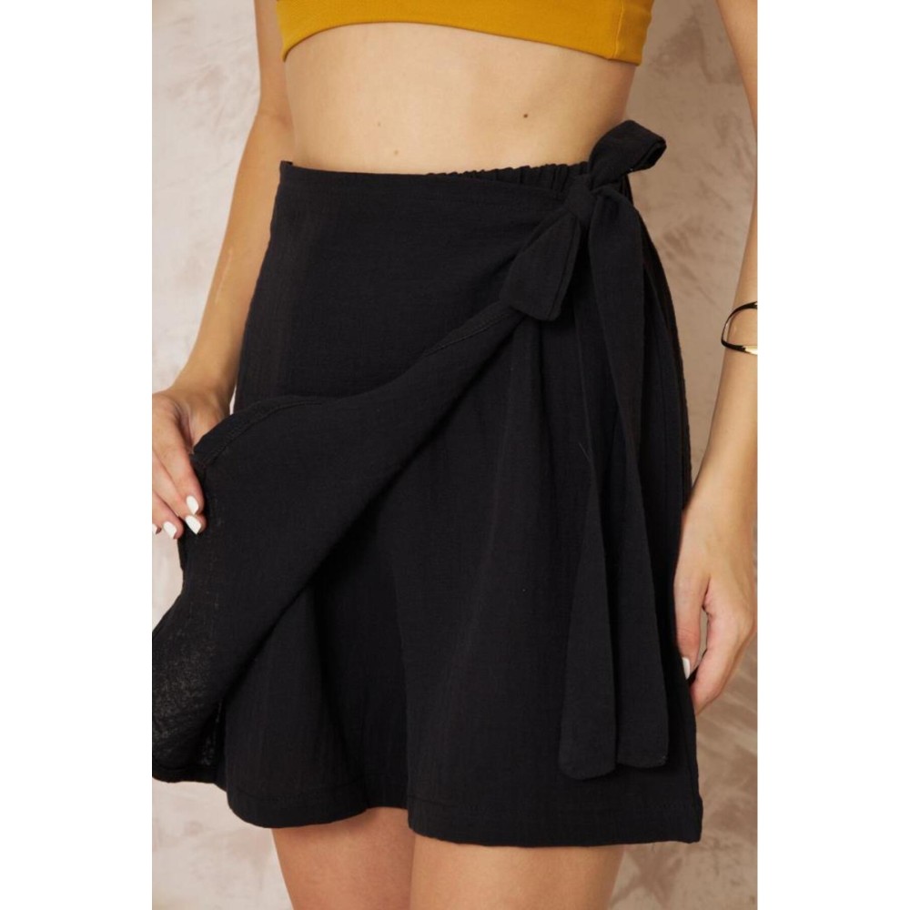 Pasaklı Giyim Pasaklı Giyim Kadın Müslin Pamuk Yandan Bağlamalı Şort Etek Siyah - Premium Kadın Giyim