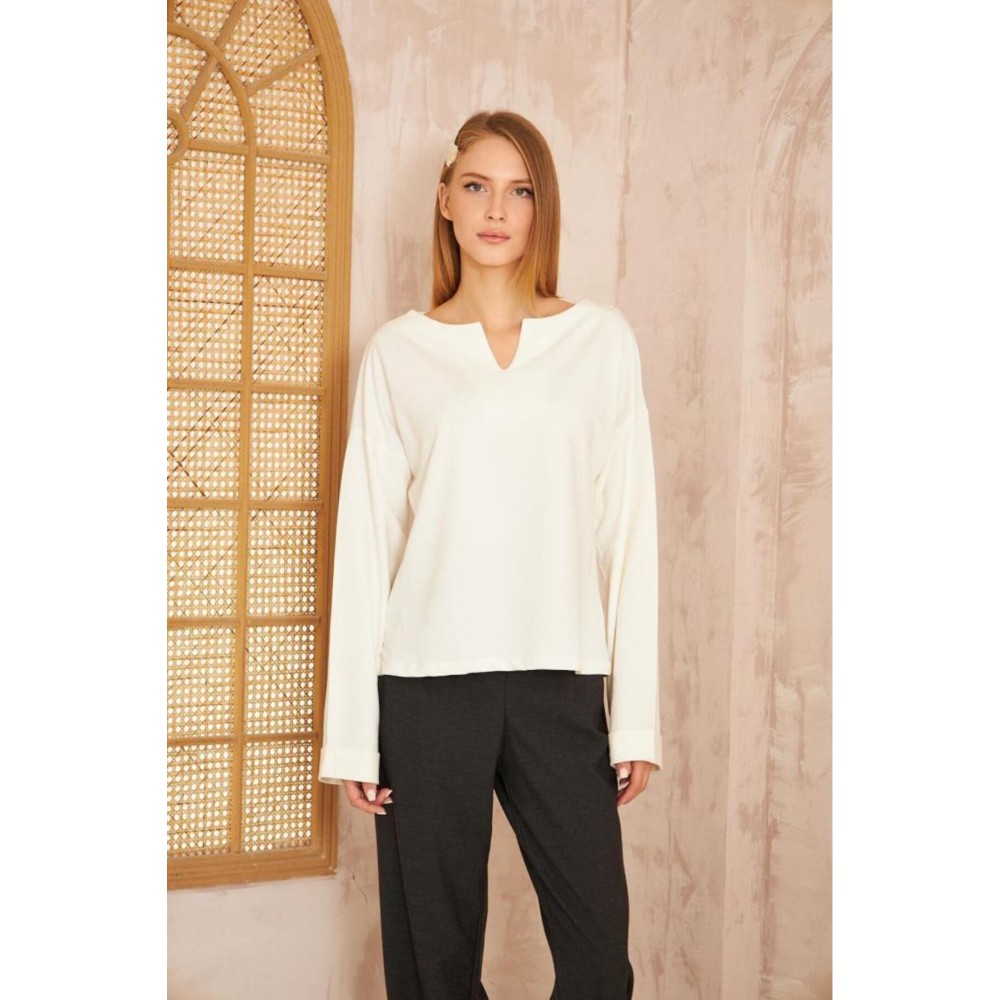 Pasaklı Giyim Pasaklı Giyim Kadın Duble Kol / Yakası Yırtmaçlı Salaş Sweatshirt Beyaz - Premium Kadın Giyim