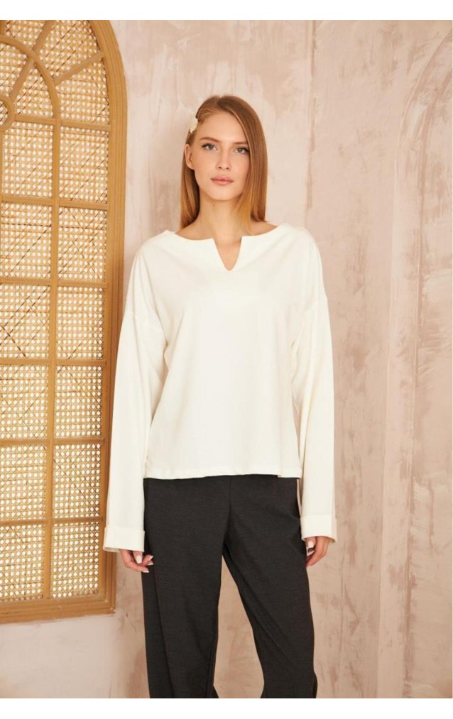 Pasaklı Giyim Kadın Duble Kol / Yakası Yırtmaçlı Salaş Sweatshirt 3470190 Beyaz