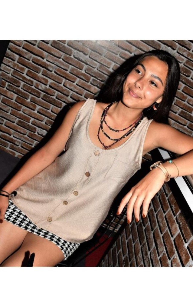 Pasaklı Giyim Kadın Düğmeli Askılı Bluz 2910290 Bej