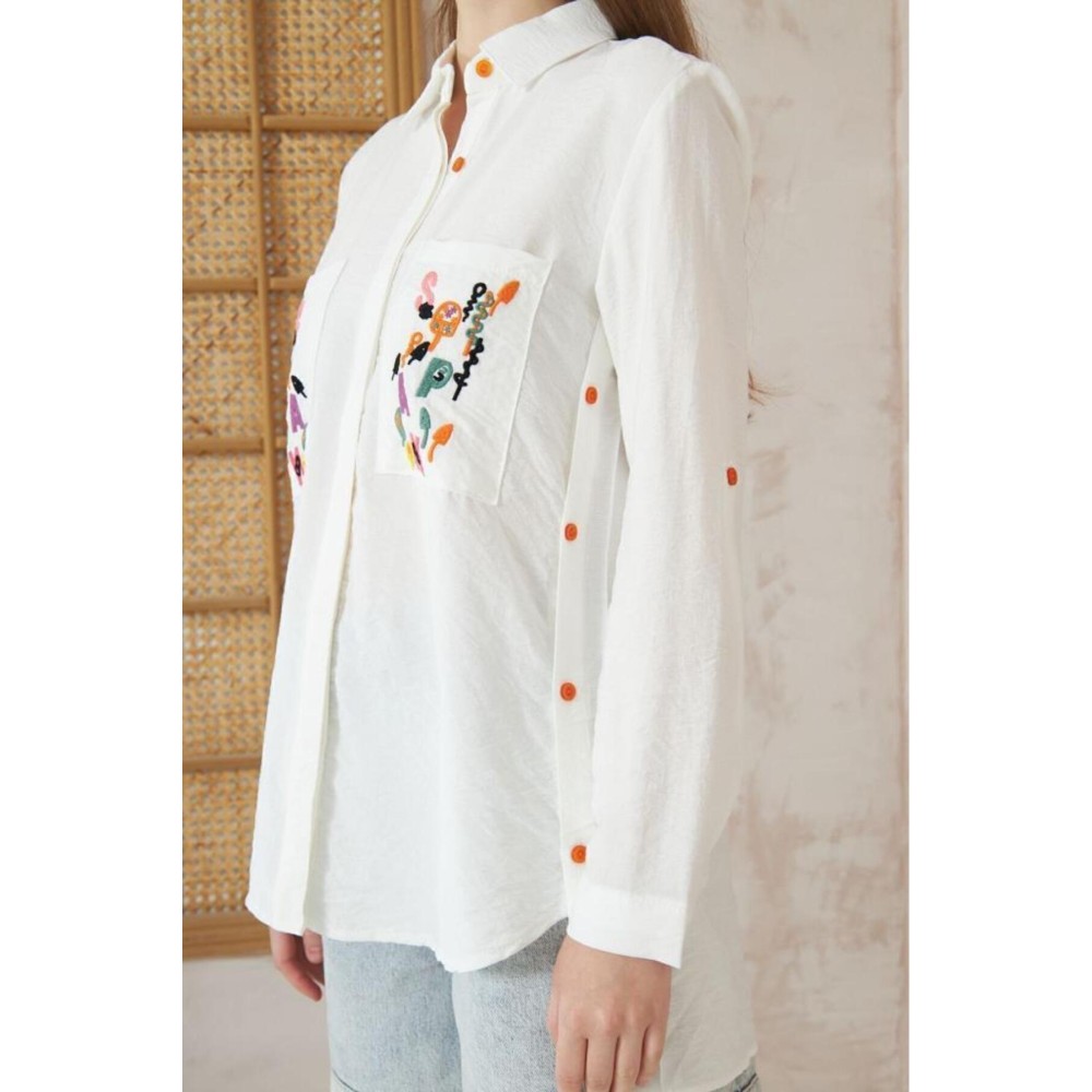 Pasaklı Giyim Pasaklı Giyim Kadın Premium Keten Harf Nakış Işlemeli Yanları Düğme Arkası Oval Gömlek - Premium Kadın Giyim