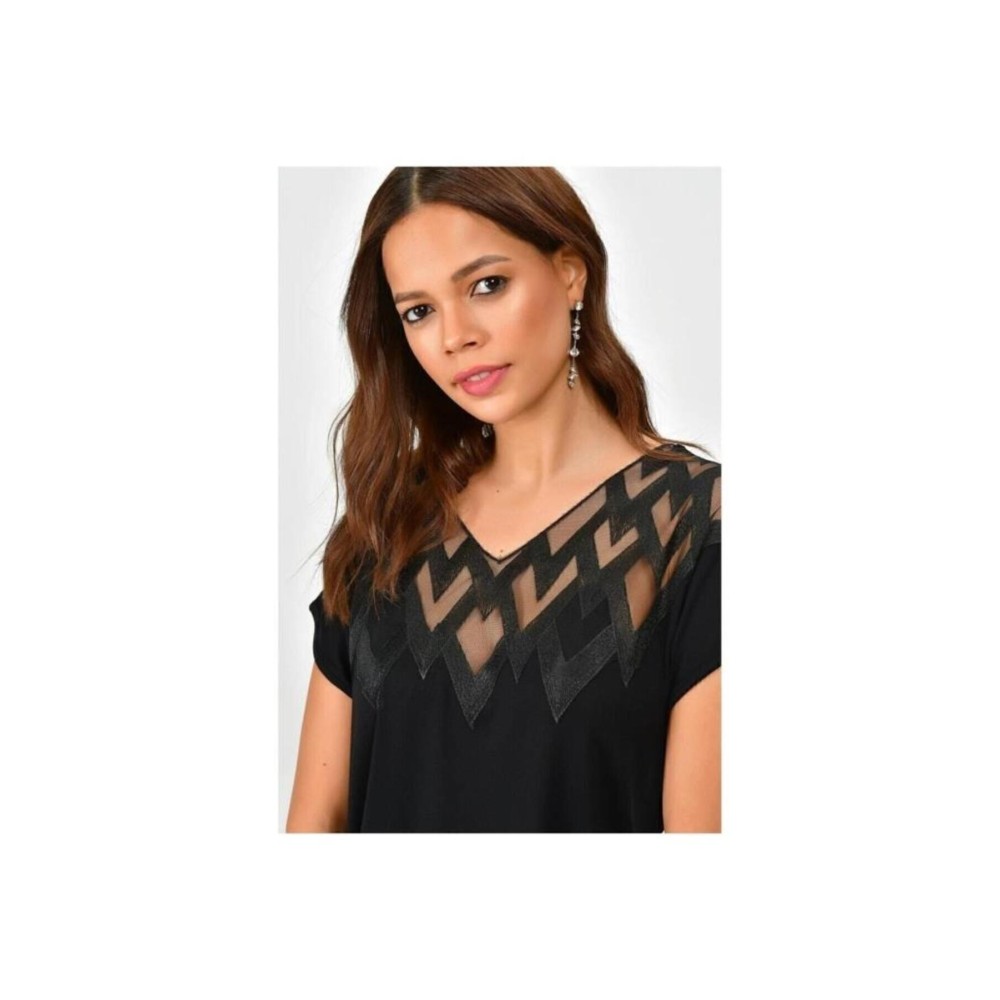Pasaklı Giyim Pasaklı Giyim Kadın Siyah Nakış Dekolteli Kısa Kollu Bluz - Premium Kadın Giyim