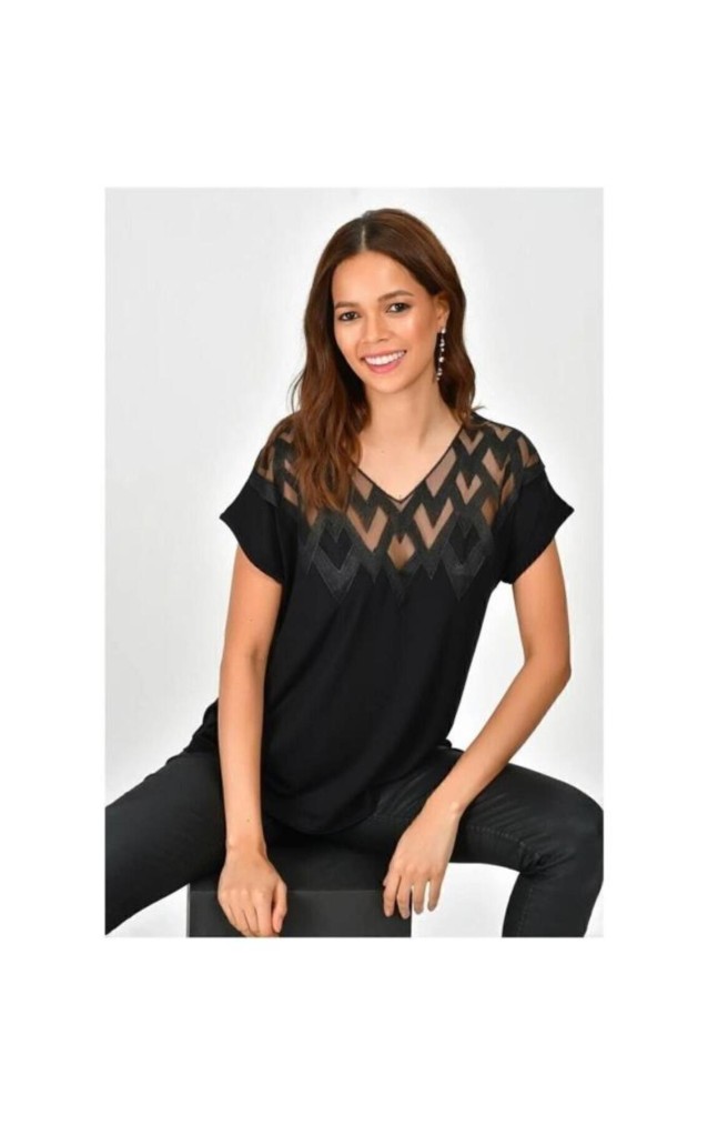 Pasaklı Giyim Kadın Siyah Nakış Dekolteli Kısa Kollu Bluz 496200