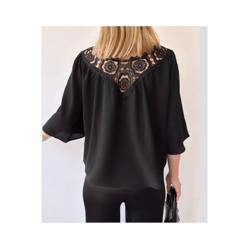 Pasaklı Giyim Pasaklı Giyim Kadın Ön Ve Arkası Dantel Dekolte Detay Flare Kol Bluz -1220190 Siyah - Premium Kadın Giyim