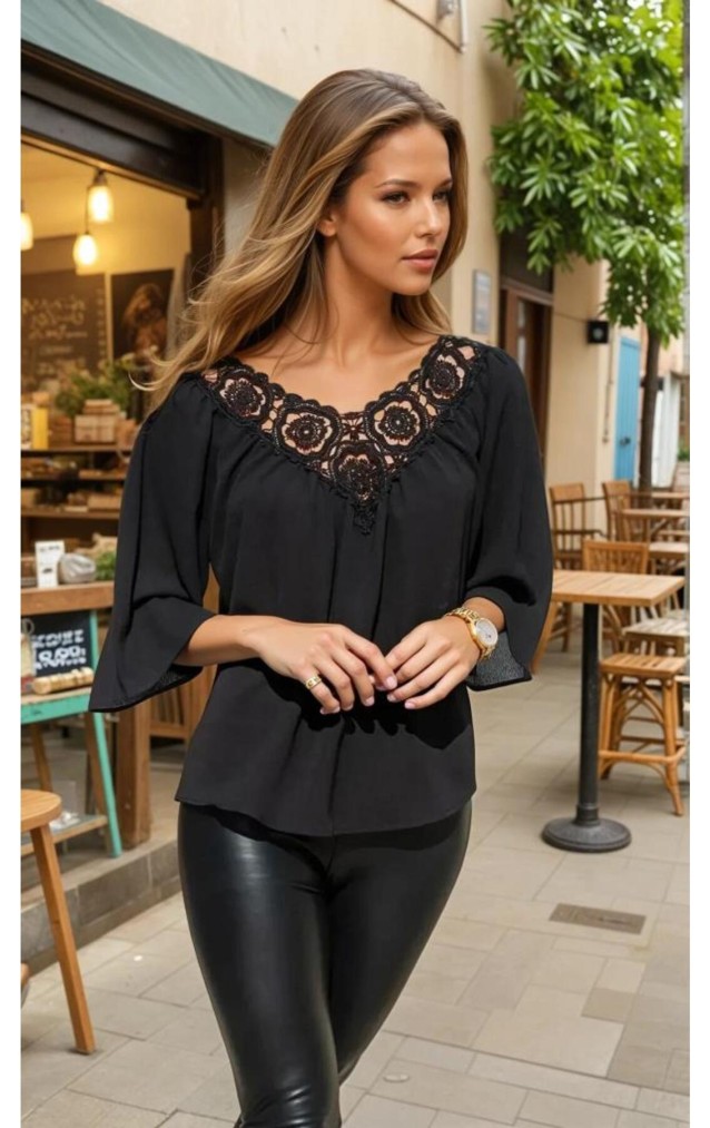 Pasaklı Giyim Kadın Ön Ve Arkası Dantel Dekolte Detay Flare Kol Bluz T4010-1220190 Siyah