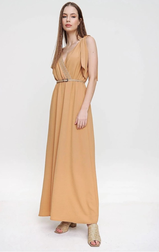 Pasaklı Giyim Tokalı Hasır Dekolteli Uzun Elbise 3127400 Bej