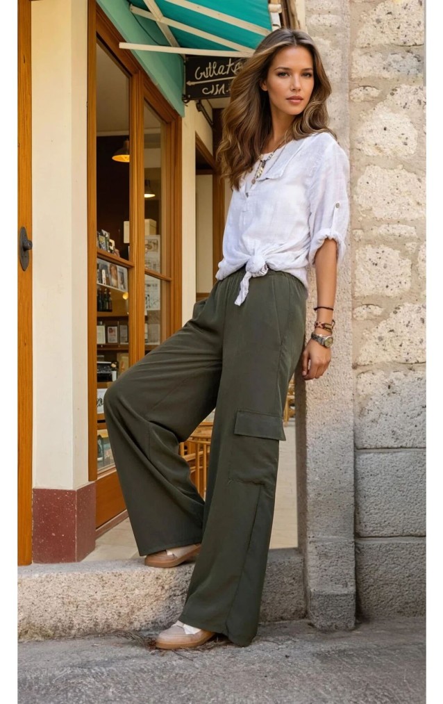 Pasaklı Giyim Kadın Haki Kupra Kumaş Cepli Beli Lastikli Bol Paça Kargo Pantolon 3600308