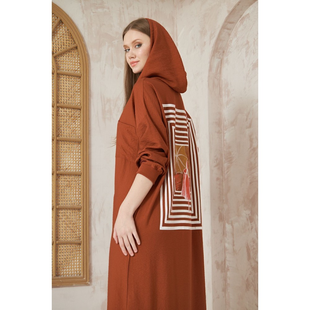 Pasaklı Giyim Pasaklı Giyim Kadın Sırtı Baskılı Kapüşonlu Elbise Kiremit - Premium Kadın Giyim