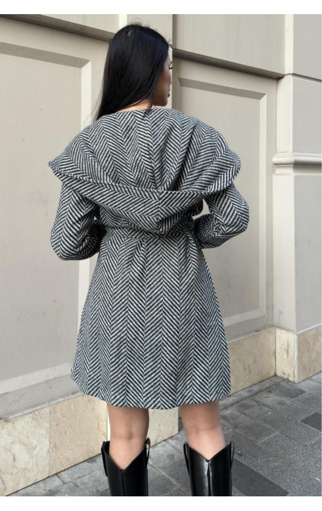 Pasaklı Giyim Balık Sırtı Kapüşonlu Kaşe Kaban 3688461  Siyah