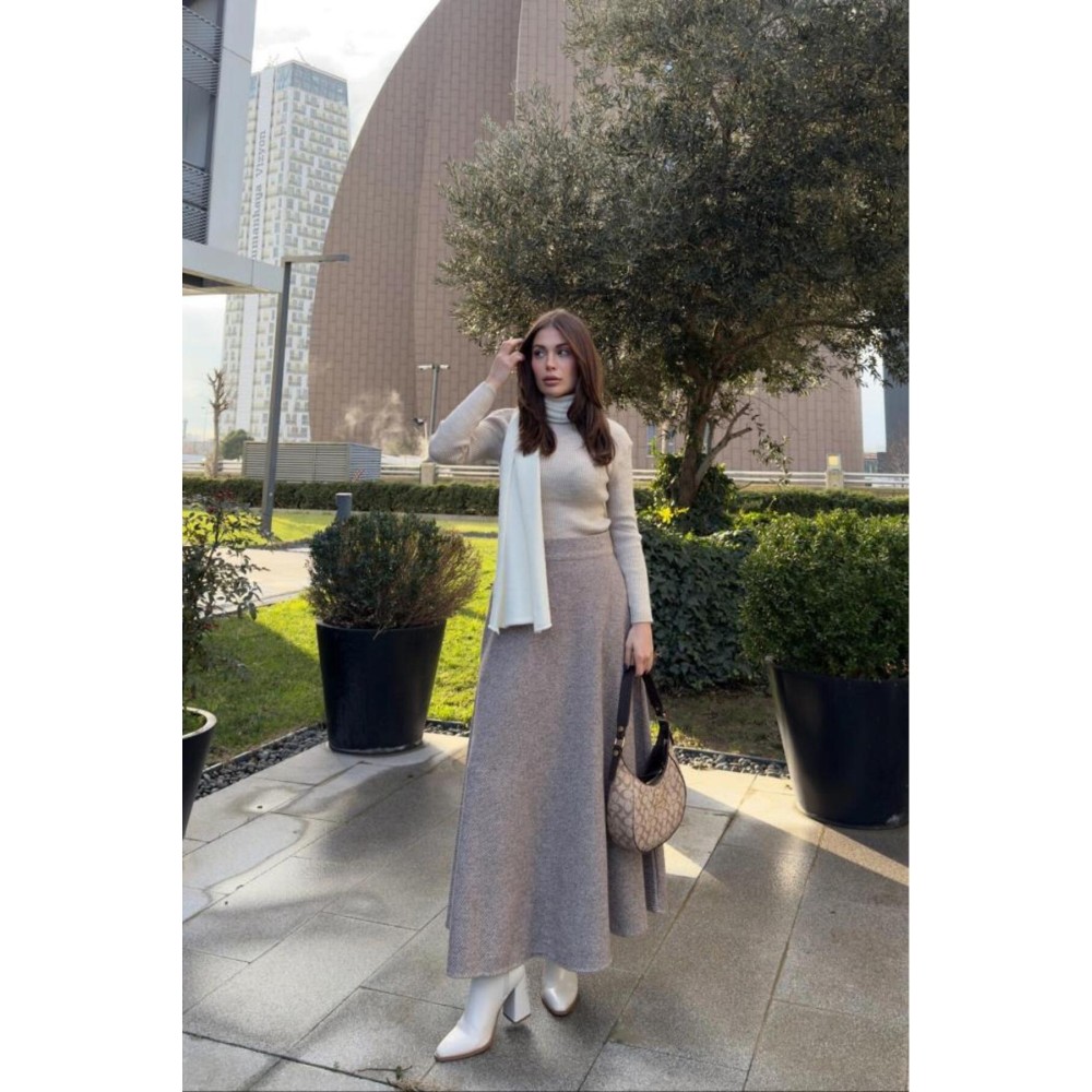 Pasaklı Giyim Pasaklı Giyim Kadın Kışlık Kırçıllı Kaşe Yüksek Bel Şık Uzun Kiloş Etek Kahverengi - Premium Kadın Giyim