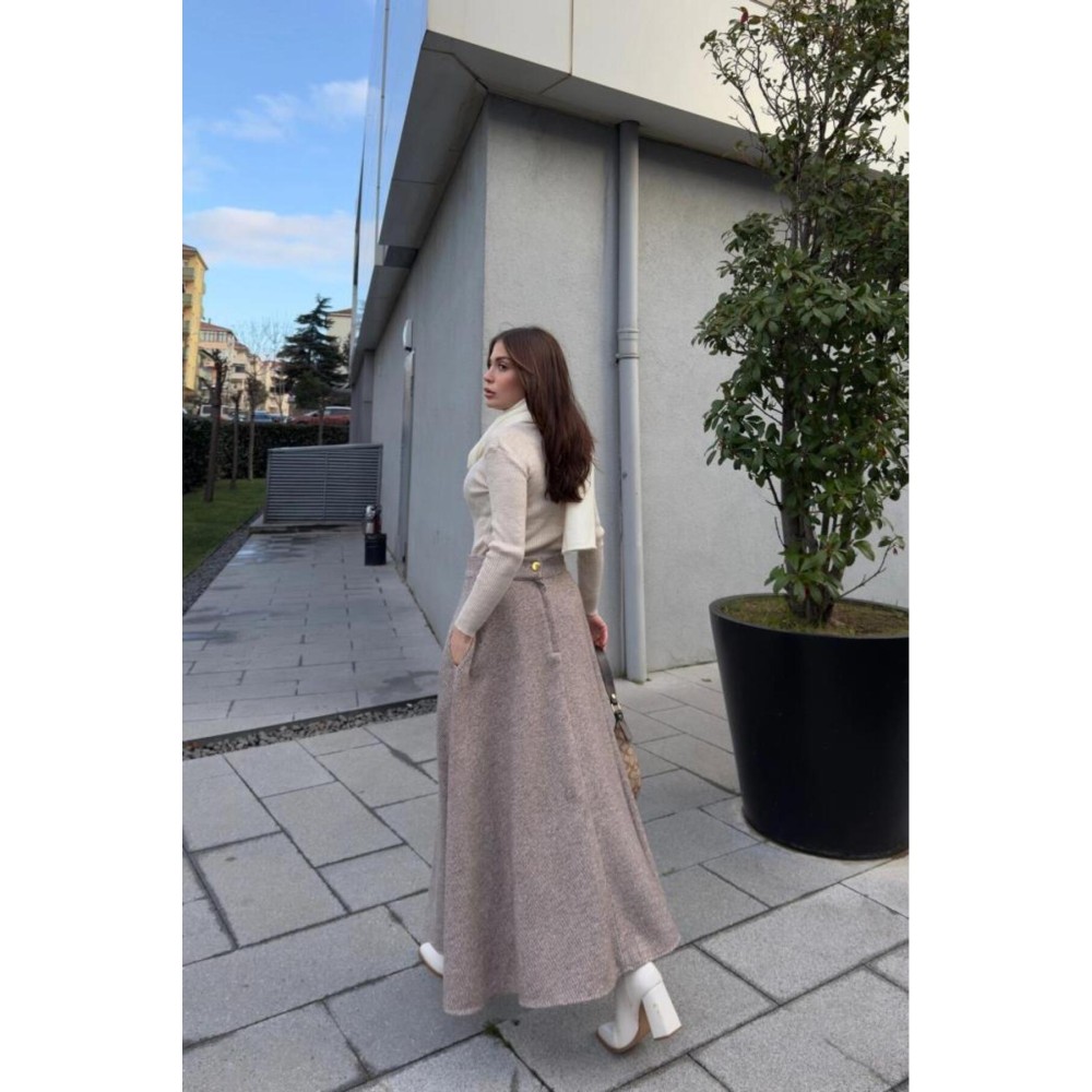 Pasaklı Giyim Pasaklı Giyim Kadın Kışlık Kırçıllı Kaşe Yüksek Bel Şık Uzun Kiloş Etek Kahverengi - Premium Kadın Giyim