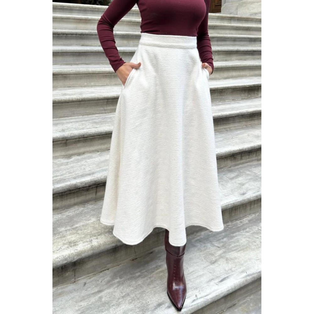 Pasaklı Giyim Pasaklı Giyim Kadın Kışlık Kırçıllı Kaşe Yüksek Bel Şık Uzun Kiloş Etek Ekru - Premium Kadın Giyim